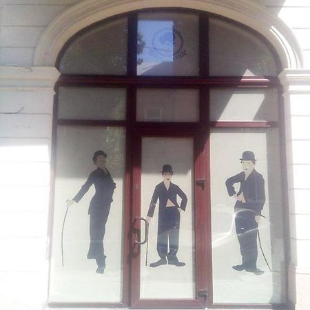Chaplin Hotel Lviv Ngoại thất bức ảnh