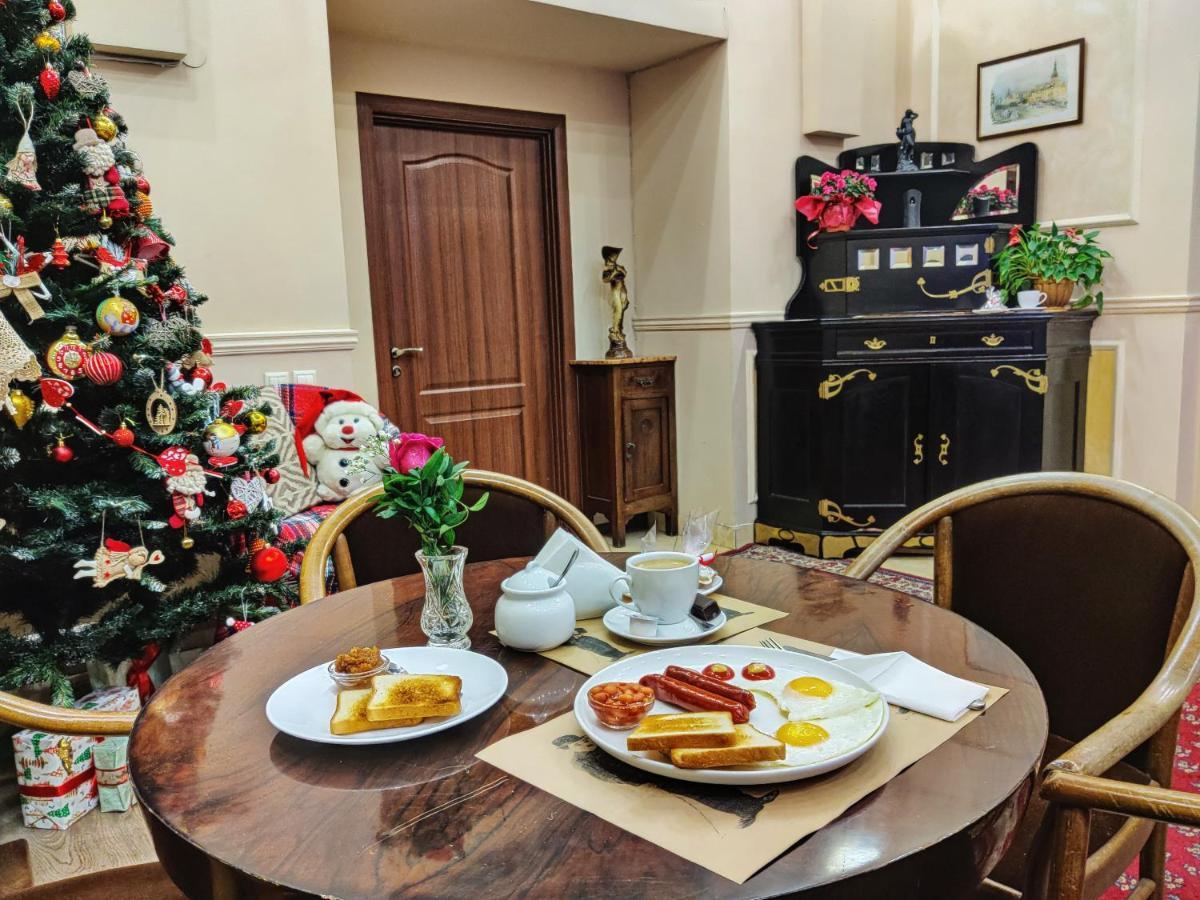 Chaplin Hotel Lviv Ngoại thất bức ảnh