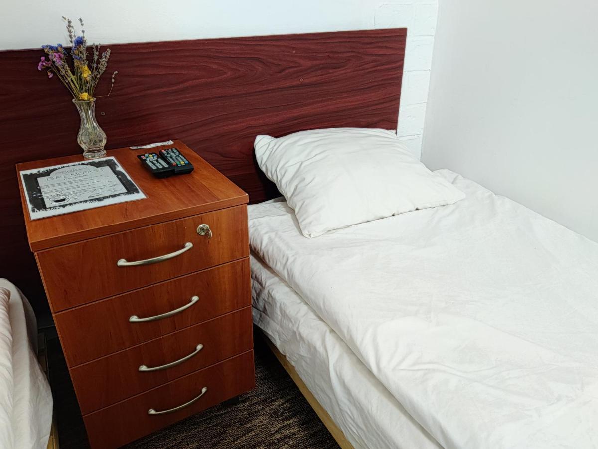 Chaplin Hotel Lviv Ngoại thất bức ảnh