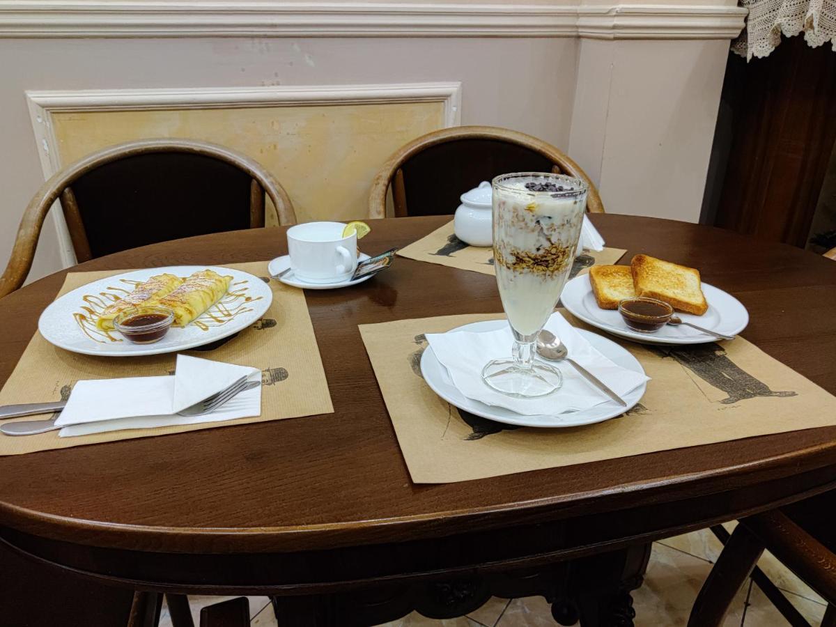 Chaplin Hotel Lviv Ngoại thất bức ảnh