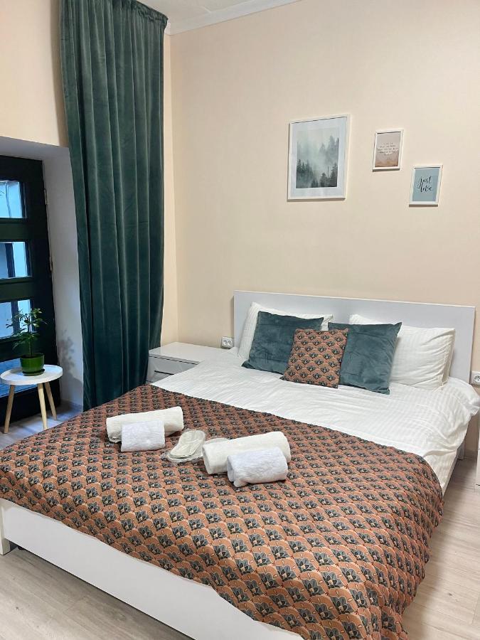 Chaplin Hotel Lviv Ngoại thất bức ảnh
